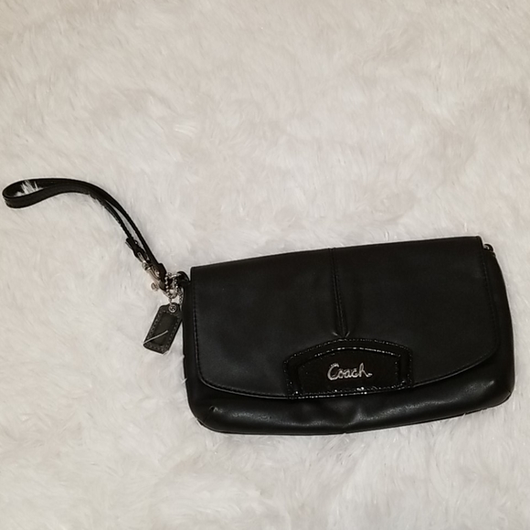 🛍Coach Wristlet Bundle 💘 - Picture 9 of 12